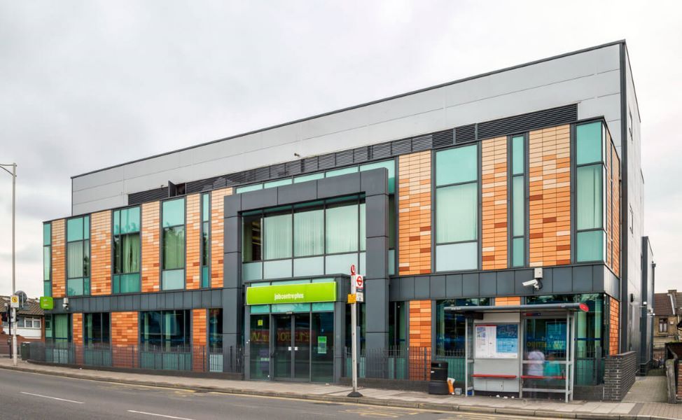 high road, illford jobcentre